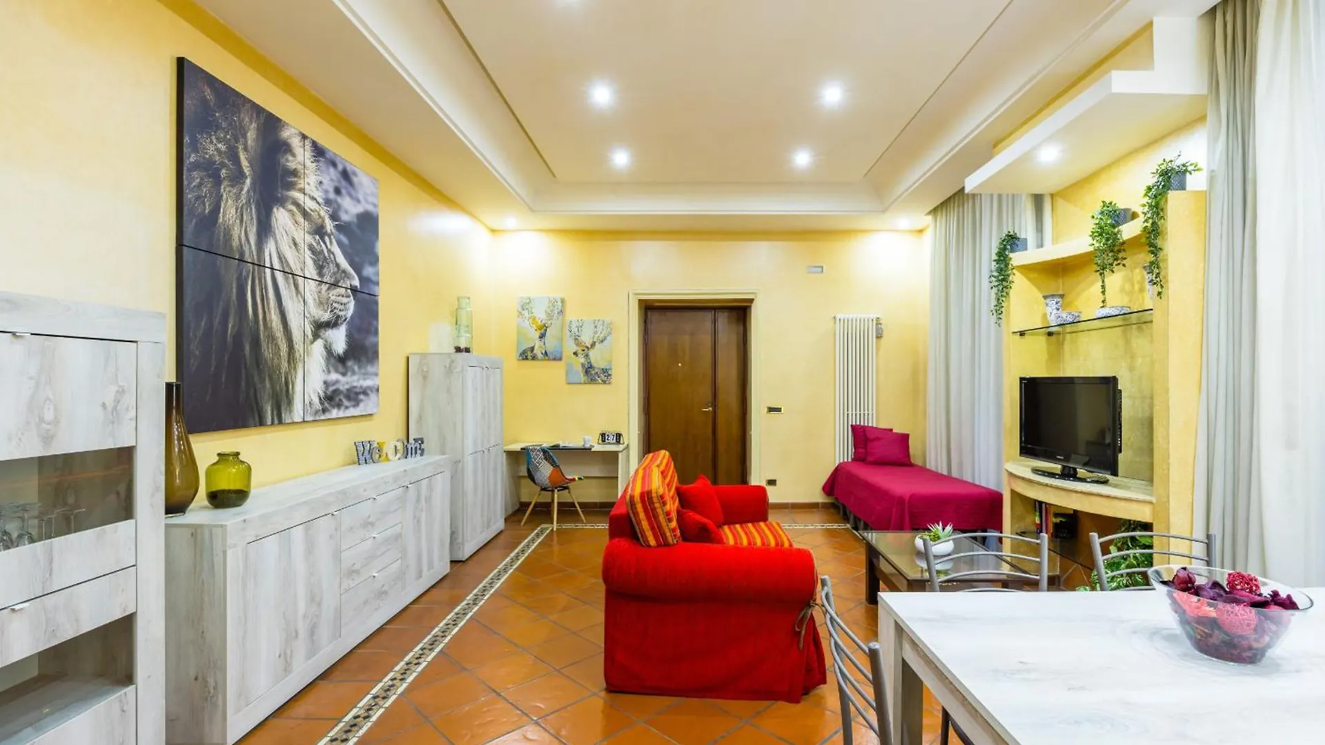 Yellow City Apartment By Wonderful Italy Naples